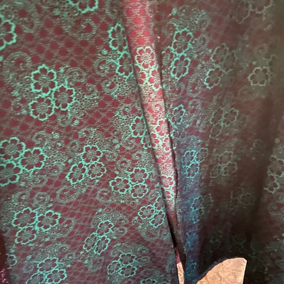 Lularoe joys. Sizes medium large and xl - Picture 5 of 17